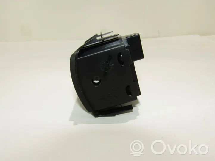 Renault Captur Headlight level height control switch 