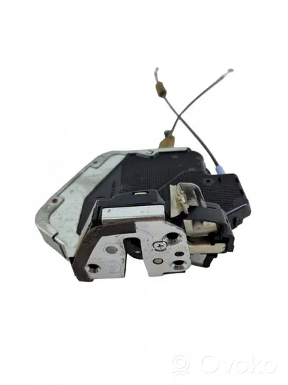 Honda CR-V Rear door lock 