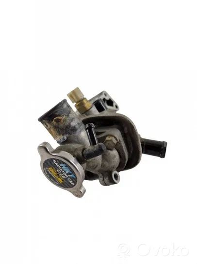 Hyundai Terracan Boîtier de thermostat 