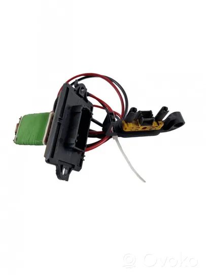 Renault Twingo II Heater blower fan relay 