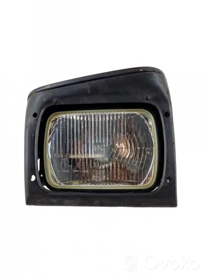 Volvo 480 Lampa przednia 