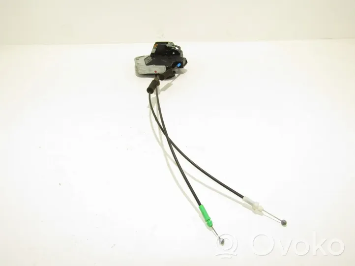 Toyota Avensis T270 Rear door lock 