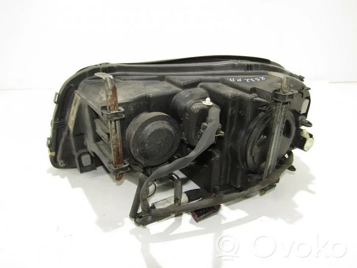 Volvo XC90 Headlight/headlamp 