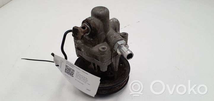 Audi A4 S4 B5 8D Pompe de direction assistée 8D0145156