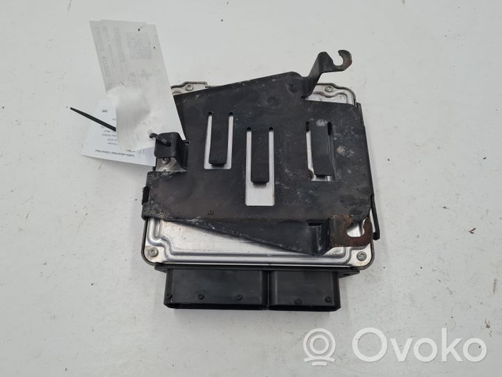 Volkswagen Golf V Sterownik / Moduł ECU 03G906016CB