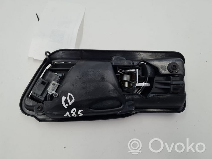 Volkswagen Tiguan Klamka wewnętrzna drzwi przednich 5N0837198