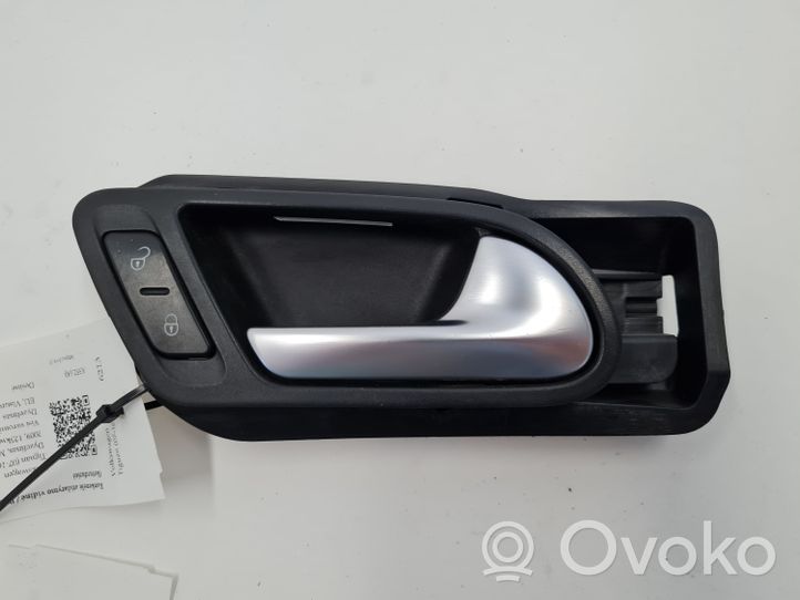 Volkswagen Tiguan Klamka wewnętrzna drzwi przednich 5N0837198