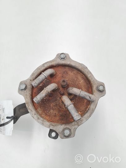 Volkswagen Touareg I Boîtier de filtre à carburant 7L6127401B