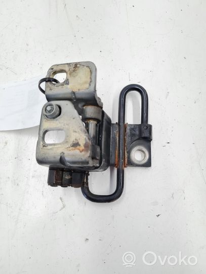 Volkswagen Golf VI Front door lower hinge 1K0831412Q