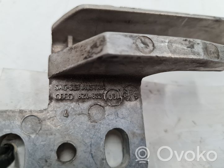 Audi A2 Charnière, capot moteur 8Z0823403A