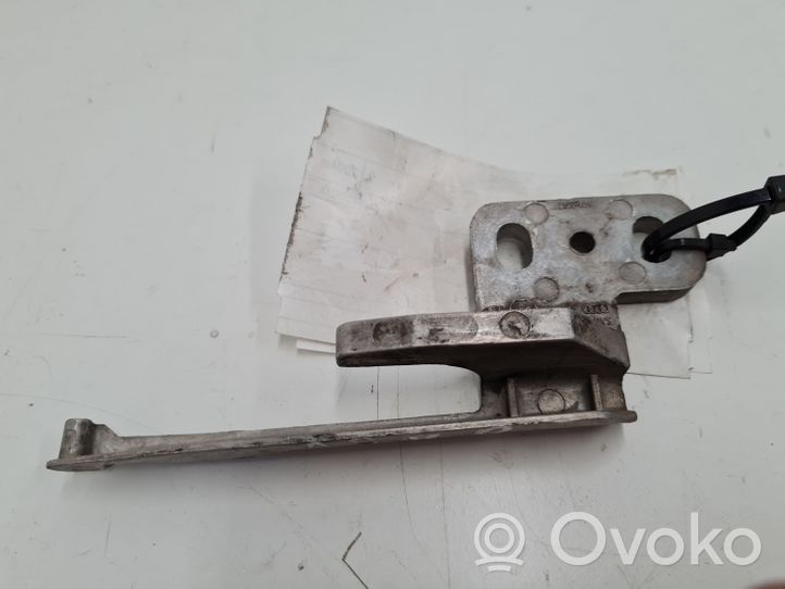 Audi A2 Charnière, capot moteur 8Z0823403A