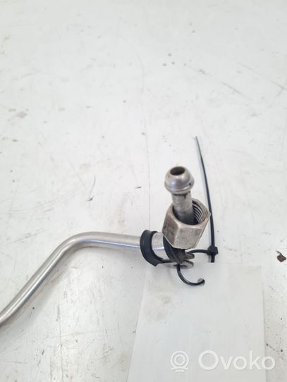 Volkswagen Jetta VI Fuel main line pipe 06K127501J