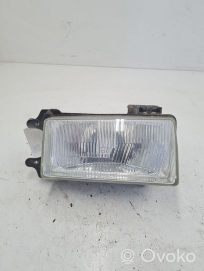 Audi 80 90 B2 Lampa przednia 300508024