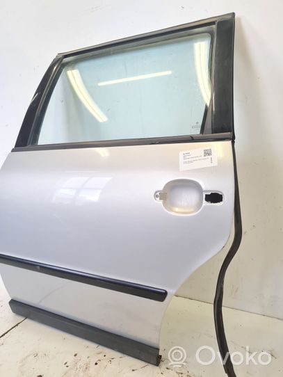 Volkswagen PASSAT B5 Rear door 