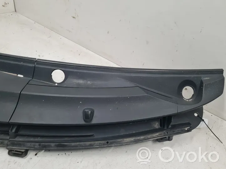 Toyota Yaris Garniture d'essuie-glace 557810D110