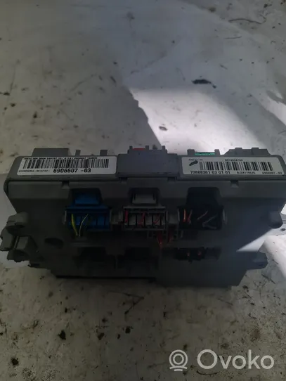 BMW 3 E90 E91 Fuse module 692556701