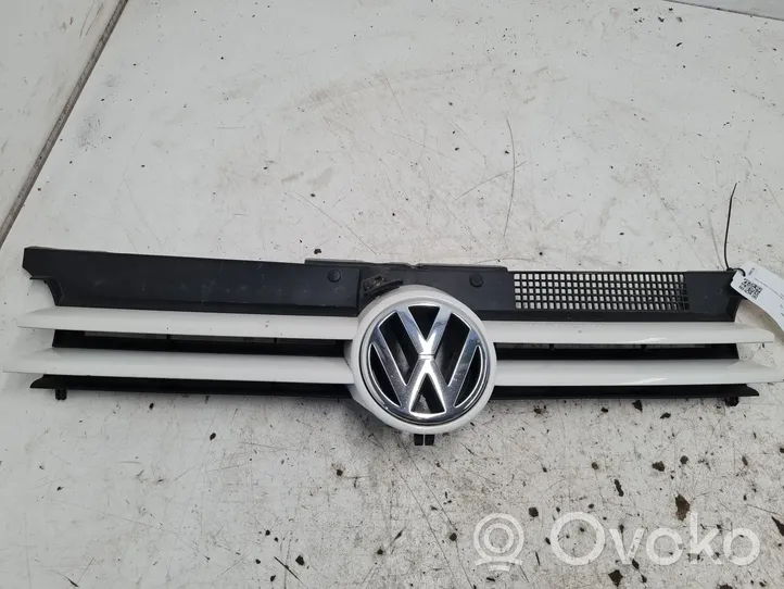 Volkswagen Golf IV Griglia anteriore 