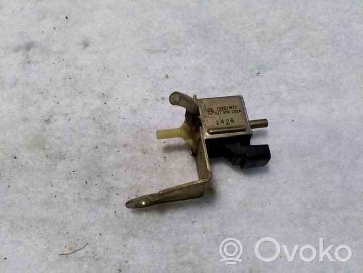 Audi A6 S6 C4 4A Solenoidinis vožtuvas 437906283A