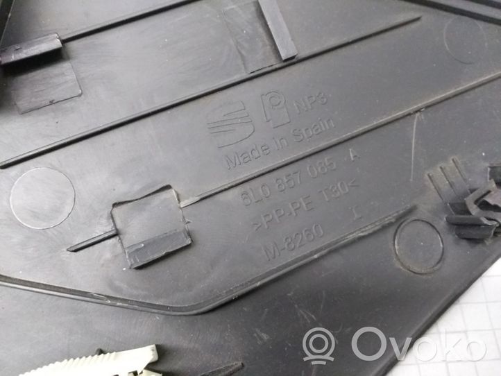 Seat Ibiza III (6L) Boczny element deski rozdzielczej 6L0857085A