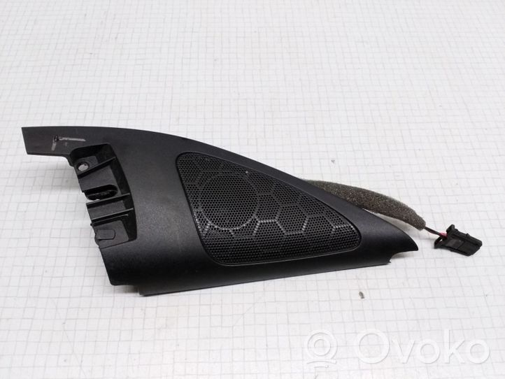 Volkswagen Golf IV Coque de rétroviseur 1J0035411F