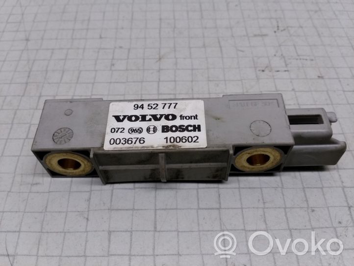 Volvo V70 Airbag deployment crash/impact sensor 9452777