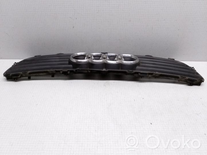 Audi A6 S6 C4 4A Grille calandre supérieure de pare-chocs avant 4A0853651C