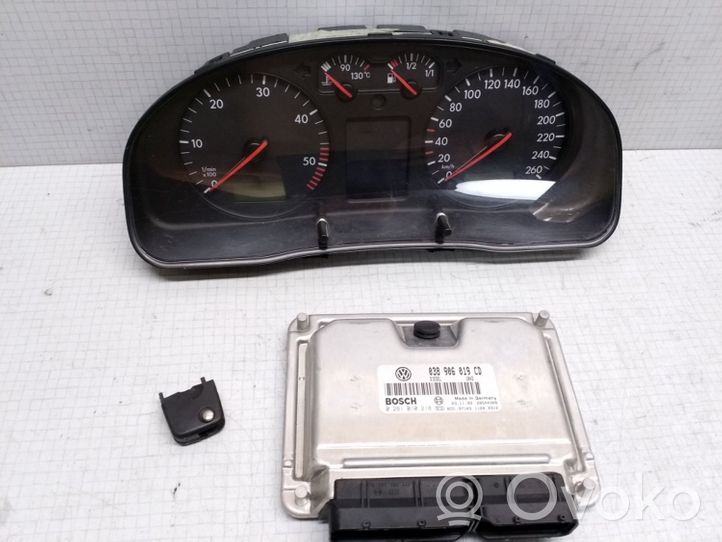 Volkswagen PASSAT B5 Engine ECU kit and lock set 038906019CD