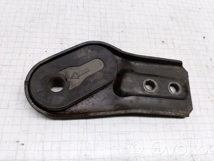 Opel Zafira B Altra parte del vano motore 13118278