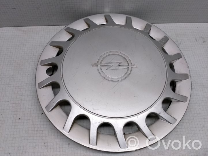 Opel Astra G R14 wheel hub/cap/trim 