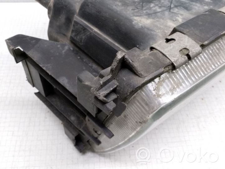 Audi 100 200 5000 C3 Lampa przednia 301131955