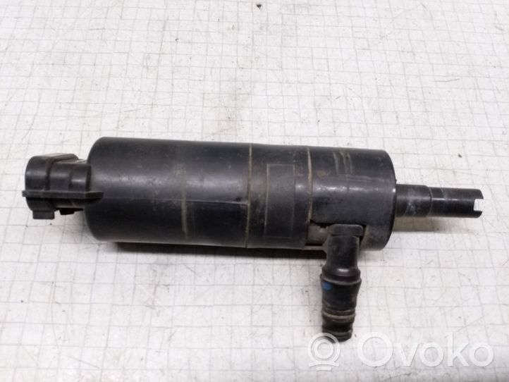 Chrysler Sebring (ST-22 - JR) Windscreen/windshield washer pump 