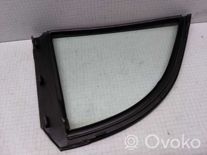 Honda Civic Vetro del deflettore posteriore 73441S5A