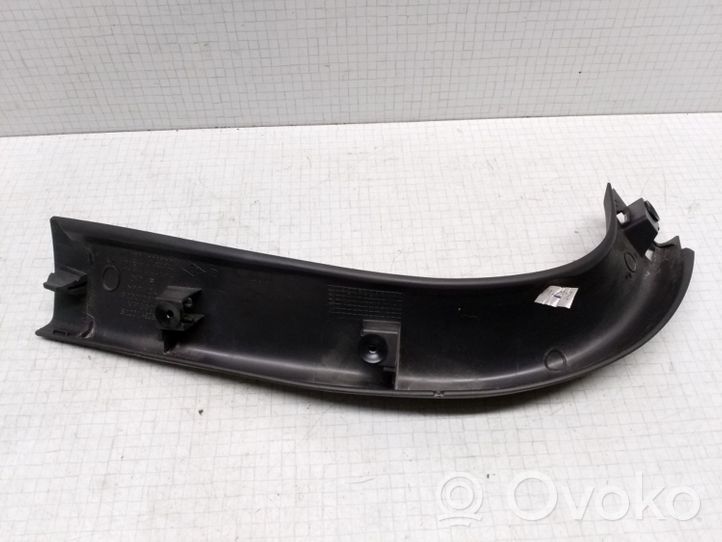 Renault Megane II Altro elemento di rivestimento sottoporta/montante 8200128756