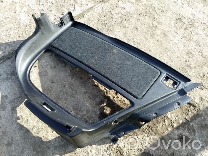 Audi A3 S3 8L Inny części progu i słupka 8L4863880