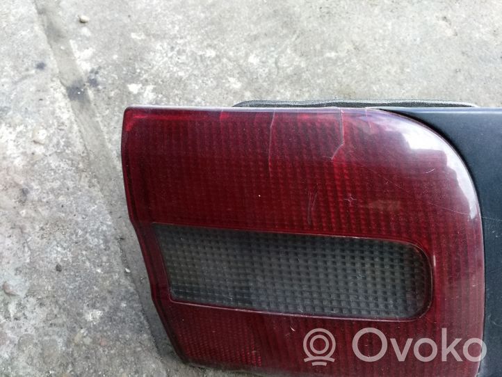 Volvo S40, V40 Takaluukun takavalot 30862381