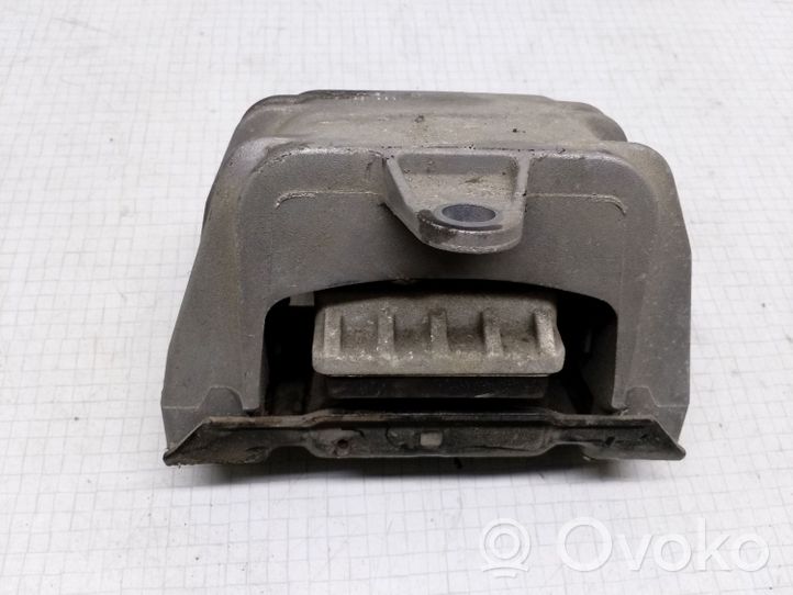 Volkswagen Bora Pagalvė pavarų dėžės 1J0199555