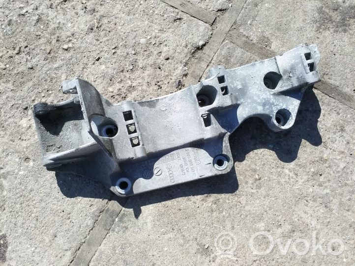 Volkswagen Bora Mocowanie alternatora 045903143C