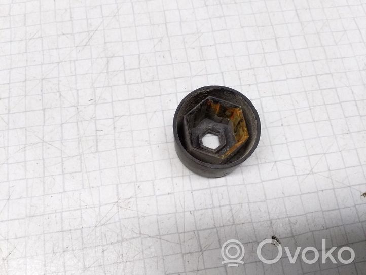 Volkswagen Lupo Wheel nut cap/cover 6X0601173B