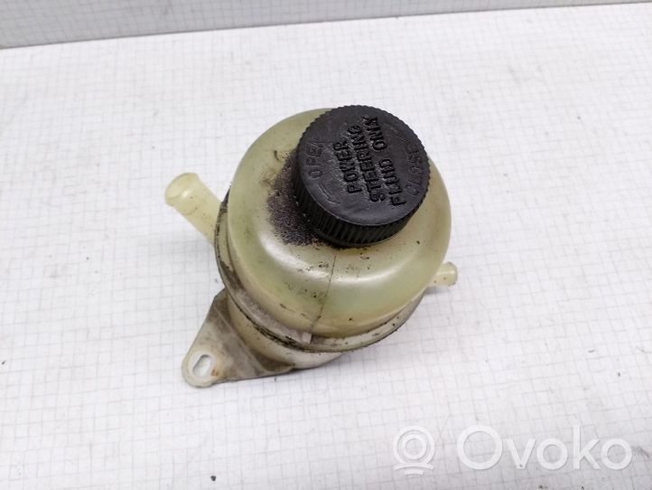 Mazda 626 Serbatoio/vaschetta del liquido del servosterzo 