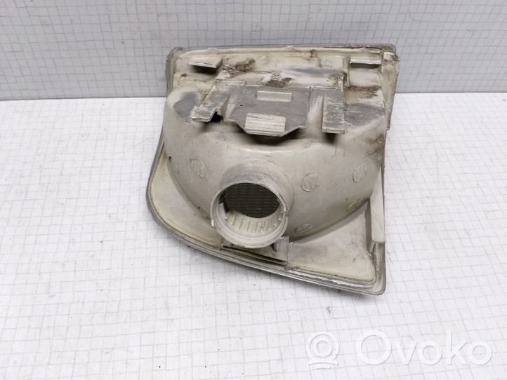 Audi 100 200 5000 C3 Indicatore di direzione anteriore 084411506LF