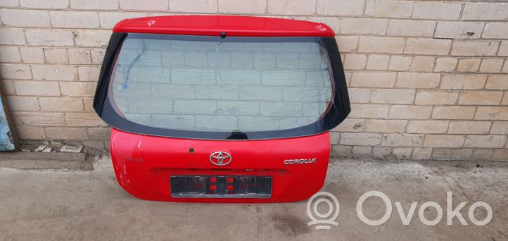 Toyota Corolla E120 E130 Задняя крышка (багажника) 