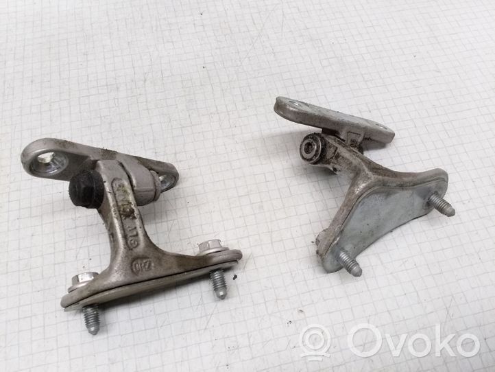 Mercedes-Benz C AMG W203 Front door hinge set 