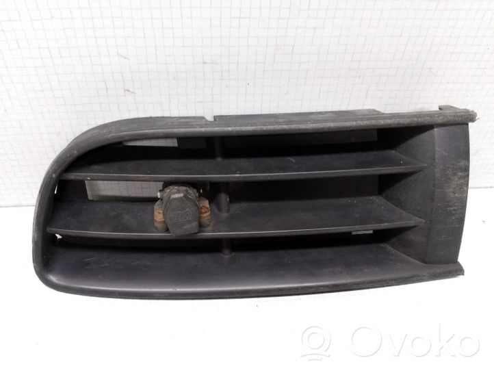 Volkswagen Polo Grille inférieure de pare-chocs avant 6Q0853665F