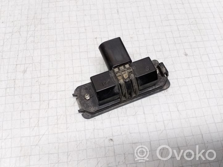 Volkswagen Polo Lampa oświetlenia tylnej tablicy rejestracyjnej 1J6943021B