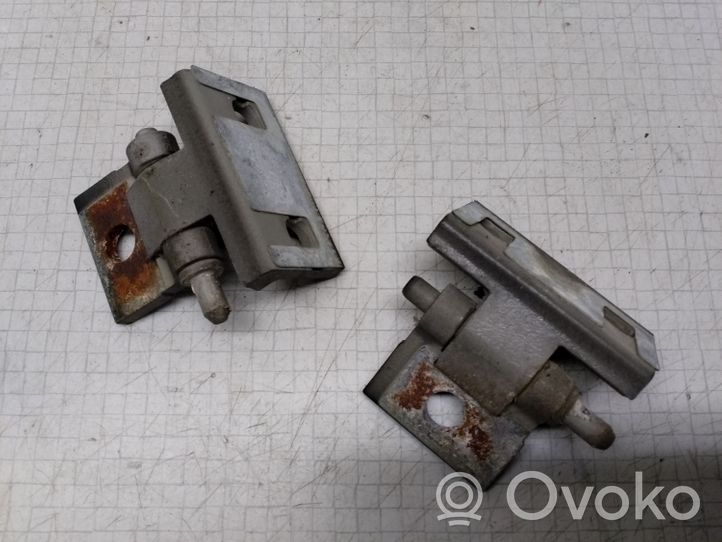 Volvo S60 Kit de charnières de porte avant 