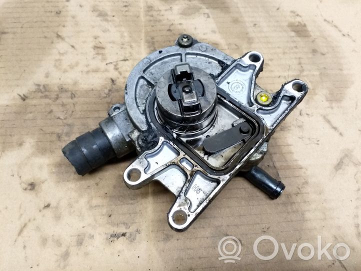 Opel Sintra Vacuum pump 90531396