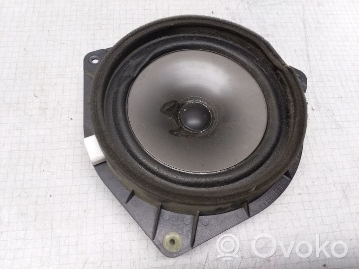 Toyota Yaris Verso Głośnik drzwi przednich 8616052020