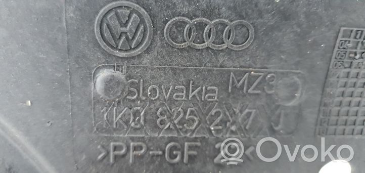 Volkswagen Golf V Etupuskurin alustan pohjalevy 1K0825235