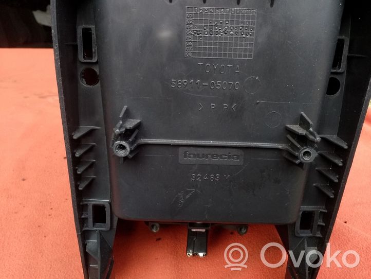 Toyota Avensis T250 Console centrale 5891105070
