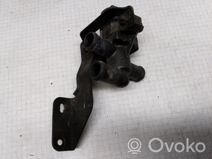 Volkswagen Transporter - Caravelle T5 Coolant heater control valve 7L0819076B